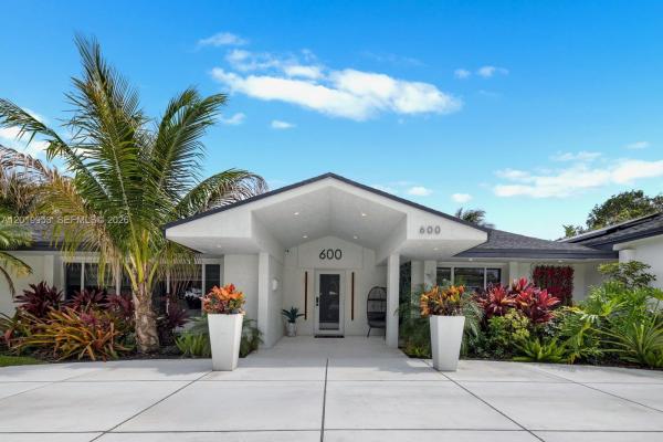 Edgewood, 600 NE 4th St, Pompano Beach, Florida 33060, image 1