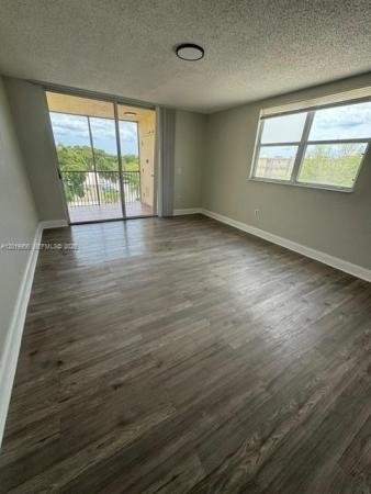 Las Vistas At Doral, 8323 Lake Dr #506, Doral, Florida 33166, image 3