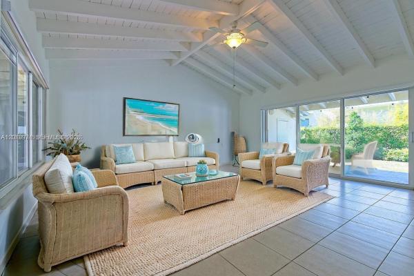 Riviera, 5400 Orduna Dr, Coral Gables, Florida 33146, image 1