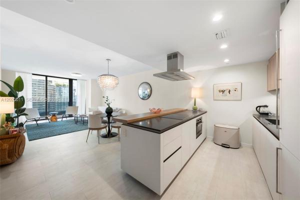 Brickell Flatiron, 1000 Brickell Plz #4014, Miami, Florida 33131, image 2