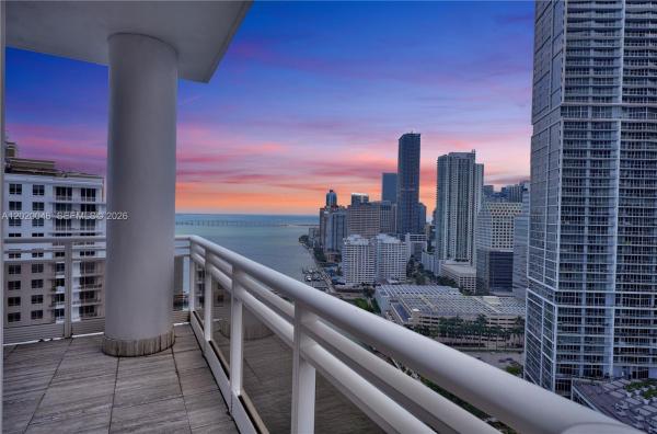 Carbonell, 901 Brickell Key Blvd #3204, Miami, Florida 33131, image 2