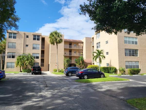 Live Oak Of Pine Island Ridge, 9440 Live Oak Pl #201, Davie, Florida 33324, image 1