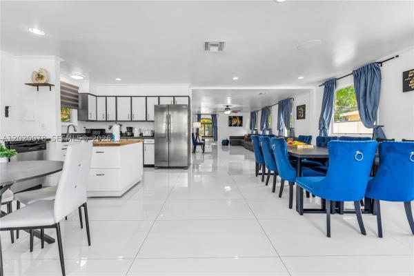 St James Park Northeast, 1738 N 16th Ct, Hollywood, Florida 33020, image 3