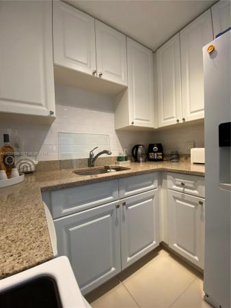 5050 Building, 5050 NW 7th St #312, Miami, Florida 33126, image 2
