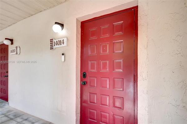 14014 SW 91st Ter, Unincorporated Dade County, Florida 33186, image 1