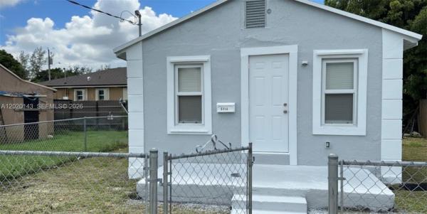 2103 NW 57th St, Unincorporated Dade County, Florida 33142, image 1