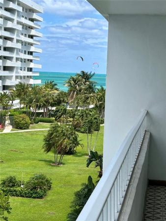 Commodore Club South, 199 Ocean Lane Dr #512, Key Biscayne, Florida 33149, image 1