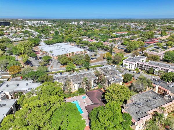 Greenglades, 8437 Forest Hills Dr #304, Coral Springs, Florida 33065, image 1