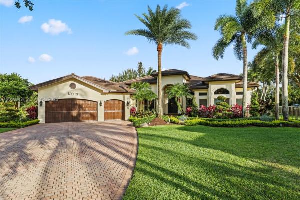 Long Lake Ranches, 10018 Laurel Rd, Davie, Florida 33328, image 1