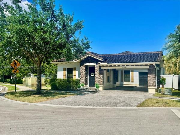 17064 SW 90th Way, Unincorporated Dade County, Florida 33196, image 1