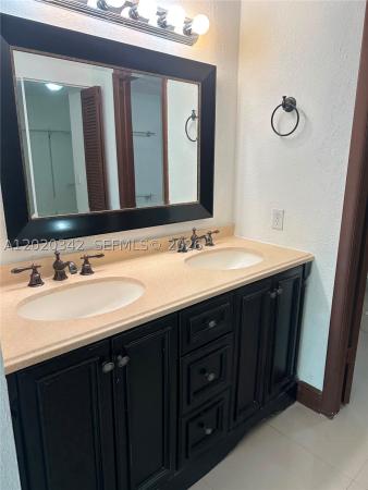 10120 SW 127th Ave, Unincorporated Dade County, Florida 33186, image 2