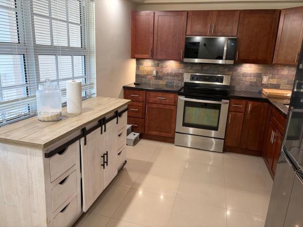 Pompano Beach, Florida 33069, image 1