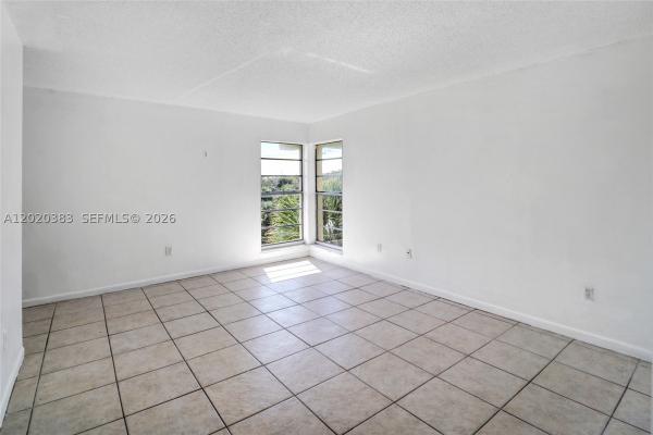 Capri Gardens, 11905 NE 2nd Ave #C403, North Miami, Florida 33161, image 2