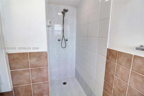 Capri Gardens, 11905 NE 2nd Ave #C403, North Miami, Florida 33161, image 2