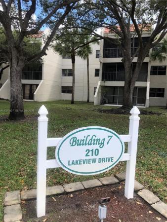 Racquet Club At Bonaventure, 210 Lakeview Dr #207, Weston, Florida 33326, image 2