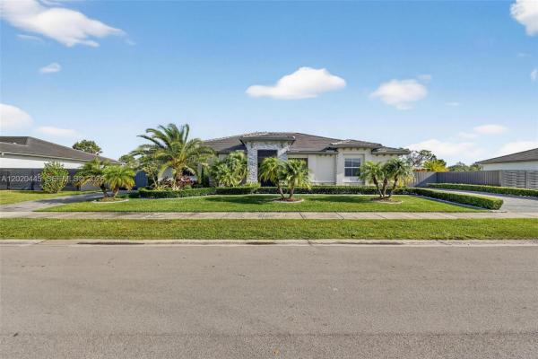 16767 SW 290th Ln, Homestead, Florida 33030, image 1
