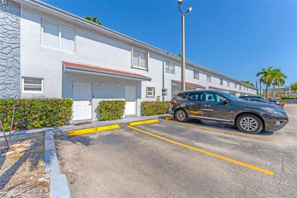 8025 NW 8th St #13, Unincorporated Dade County, Florida 33126, image 1