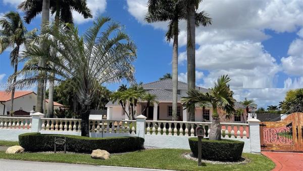 3401 SW 129th Ave, Unincorporated Dade County, Florida 33175, image 1