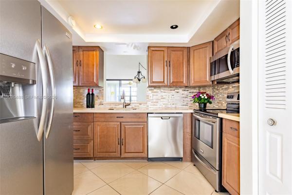 Palm Springs 3, 7350 NW 18th St #206, Margate, Florida 33063, image 1