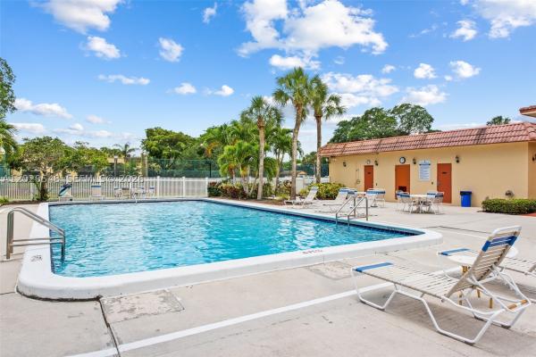 Boca Terrace, 918 SW 9th Street Cir #204, Boca Raton, Florida 33486, image 3
