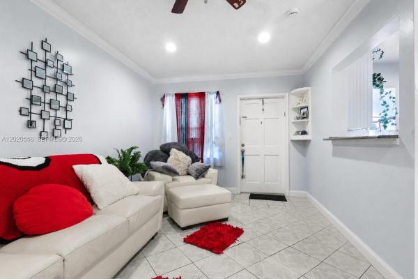 Cypress Gardens, 2219 Polk St #5A, Hollywood, Florida 33020, image 1