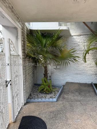 Holiday Towers, 6767 Indian Creek Dr #11, Miami Beach, Florida 33141, image 2