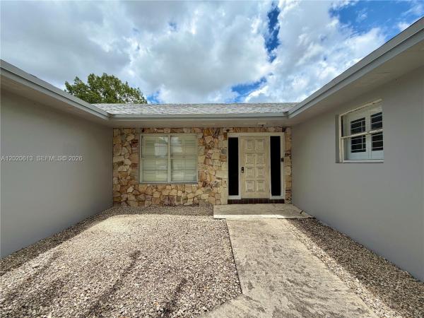 11541 SW 97th St, Unincorporated Dade County, Florida 33176, image 3
