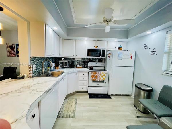 Village Royale Greenbrook, 130 NE 26th Ave #4010, Boynton Beach, Florida 33435, image 1