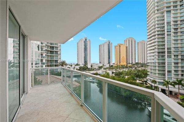 St Tropez On The Bay, 200 Sunny Isles Blvd #2-806, Sunny Isles Beach, Florida 33160, image 1