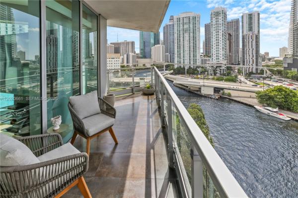 Mint At Riverfront, 92 SW 3rd St #1201, Miami, Florida 33130, image 1
