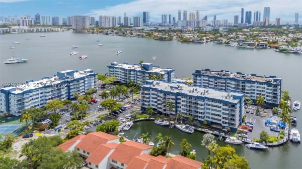 Reef East, 16558 NE 26th Ave #3H, North Miami Beach, Florida 33160, image 1