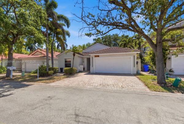 Banyan Oakridge, 3464 SW 51st St, Hollywood, Florida 33312, image 3