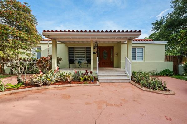 Country Club Estates, 10 S Melrose Dr, Miami Springs, Florida 33166, image 1