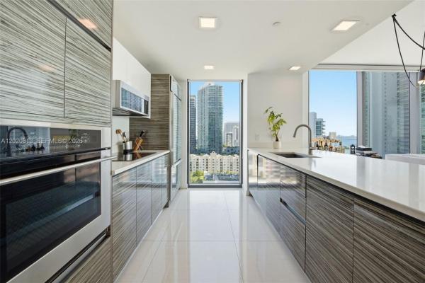 Icon Bay, 460 NE 28th St #1801, Miami, Florida 33137, image 3