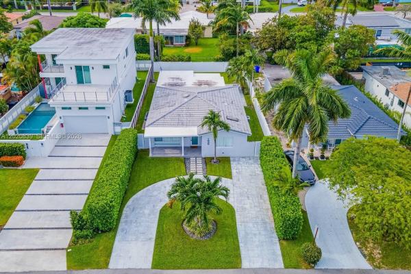 Hollywood Lakes, 1239 Washington St, Hollywood, Florida 33019, image 2