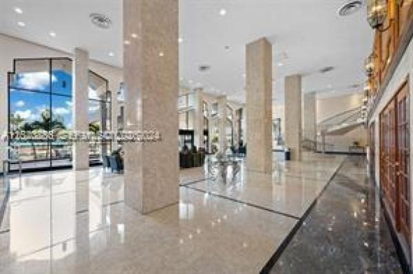 The Pavilion, 5601 Collins Ave #1718, Miami Beach, Florida 33140, image 1