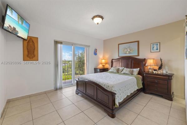 Golden Gate, 440 E 23rd St #1405, Hialeah, Florida 33013, image 1
