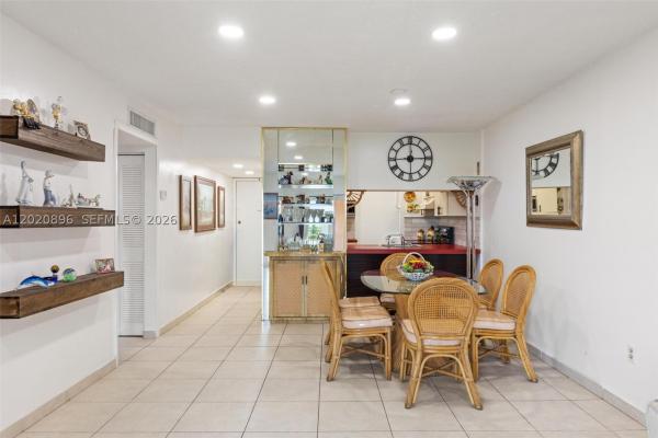 Golden Gate, 440 E 23rd St #1405, Hialeah, Florida 33013, image 2