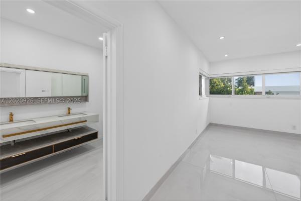 Normandy Golf Course, 1101 S Shore Dr #1, Miami Beach, Florida 33141, image 1