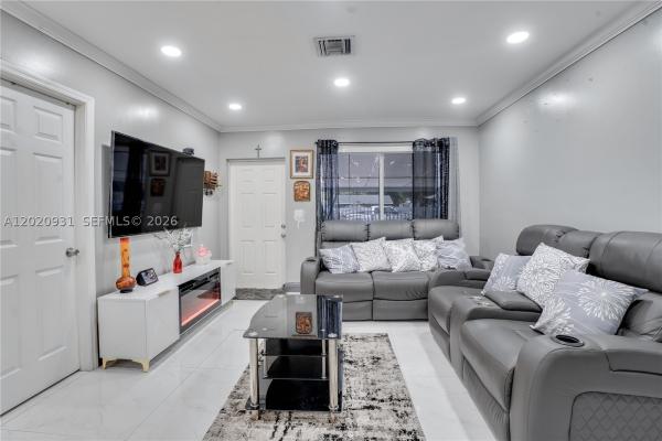 1360 NW 77th St, Unincorporated Dade County, Florida 33147, image 3