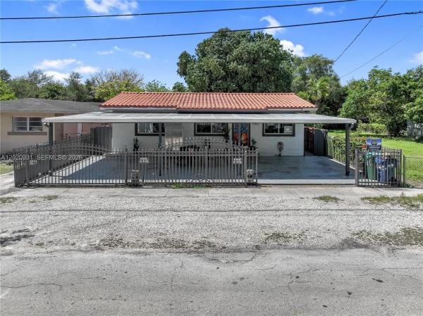 1360 NW 77th St, Unincorporated Dade County, Florida 33147, image 1