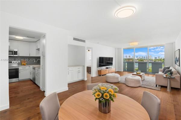 South Bay Club, 800 West Ave #527, Miami Beach, Florida 33139, image 1