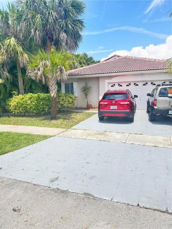 Crystal Bay At Silver Lakes, 131 SW 178th Way, Pembroke Pines, Florida 33029, image 1