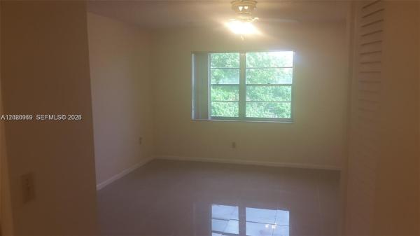 Heritage Circle, 4384 NW 9th Ave #18-3B, Deerfield Beach, Florida 33064, image 1