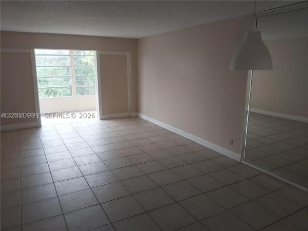 Sands Point, 8370 Sands Point Blvd #306H, Tamarac, Florida 33321, image 2