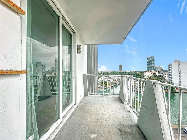 The Knightsbridge, 7133 Bay Dr #705, Miami Beach, Florida 33141, image 1