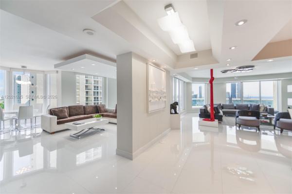 Bellamare Williams Island, 6000 Island Blvd #1801, Aventura, Florida 33160, image 3