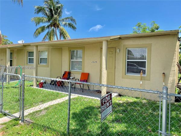 Hollywood Park, 2325 N 25th Ave, Hollywood, Florida 33020, image 1