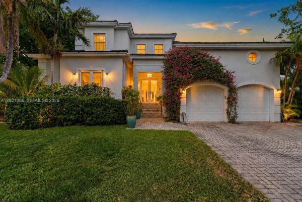 Tropical Isle Homes, 442 Ridgewood Rd, Key Biscayne, Florida 33149, image 2