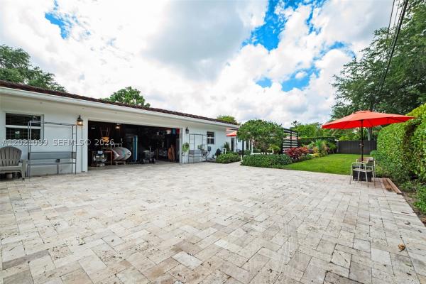 Country Club Estates, 37 Deer Run, Miami Springs, Florida 33166, image 2